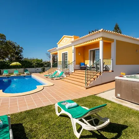 Alegria - Piscina Aquecível E Jacuzzi Em